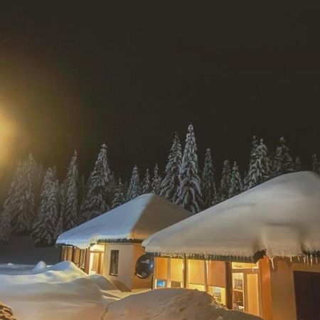 Guest House Kankaras 자블야크 외부 사진