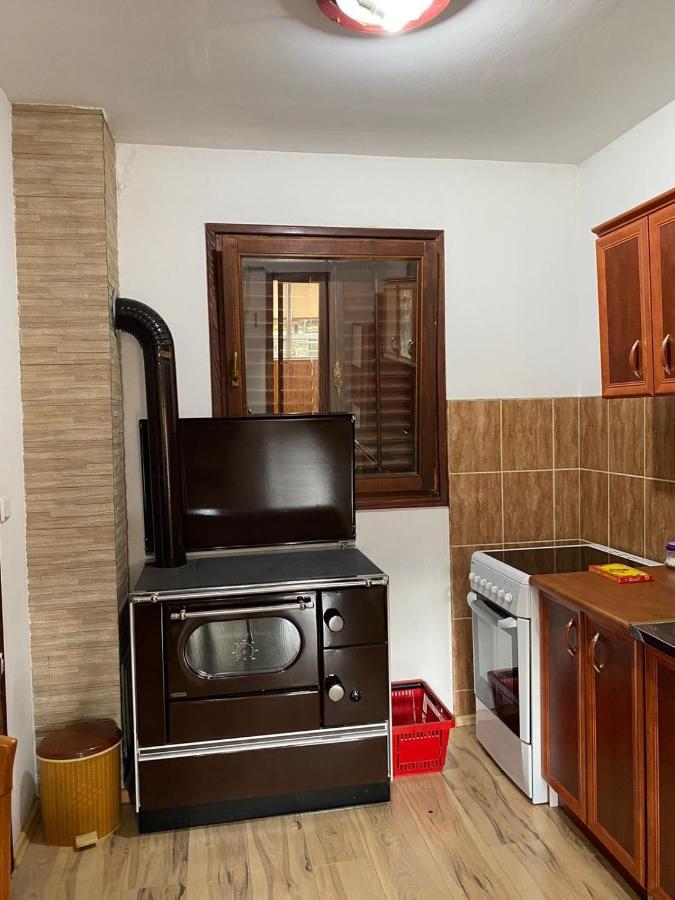 Guest House Kankaras 자블야크 외부 사진